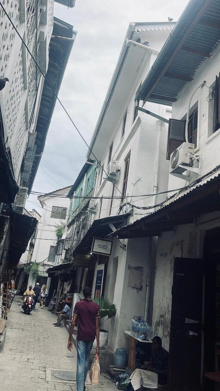 Nomad Cave- Stonetown Hotel Zanzibar Exterior photo